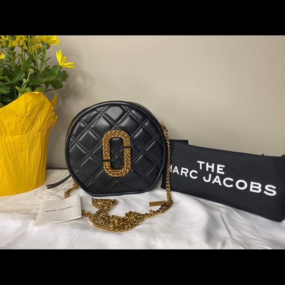 ❌SOLD❌The Marc Jacobs Status round bag